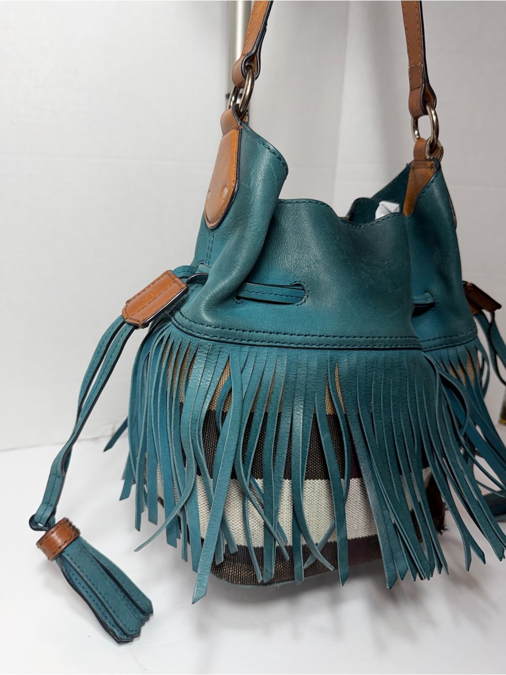 Beautiful Burberry Ashby Belgrove fringe bag, teal call outs in photos - Picture 3 of 9
